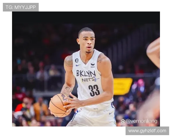 尼克斯全员发力半场领先黄蜂25分哈特表现出色三球状态低迷